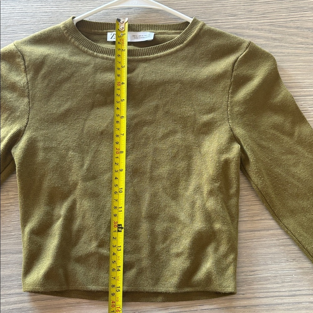 ZARA Olive Green Long Sleeve Cropped Knit Top Size M - Picture 7 of 7